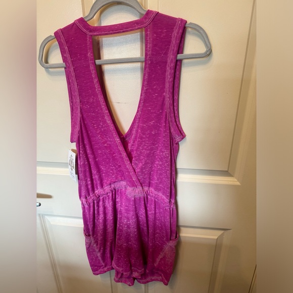 Brand new Becca romper size small - Picture 5 of 7
